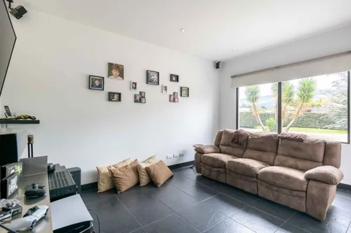 Casa En Arriendo/venta En Guaymaral. Cod V8066