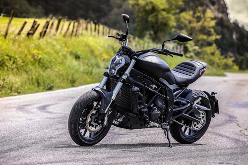 Imagen 16 de 19 de Benelli 502c 0 Km 2023 No Yamaha No Honda No Cfmoto