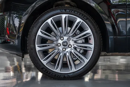 Land Rover Range Rover 5.0l Obiography At