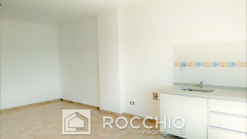 Imagen 10 de 13 de Departamento En Venta En Jose Leon Suarez