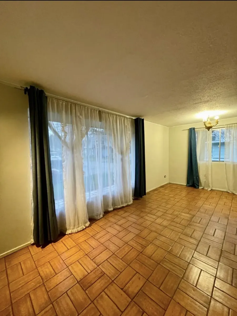 Imagen 5 de 18 de Iluminada Casa En Villa Puertas Del Sol Ubicada En Avenida