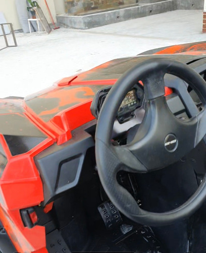 Can Am Commander