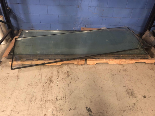 Imagen 3 de 3 de Vidrios Grandes Resistentes Ventanas Edificios