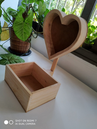 Imagen 4 de 10 de Corazones De Madera Cilindros Arreglos Cajas Huacales Guacal