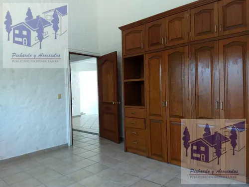 Casa En Venta En Lomas De Azingo, Cuernavaca Morelos.