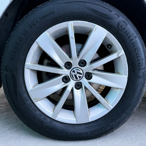 Volkswagen Vento 1.6 Confortline At