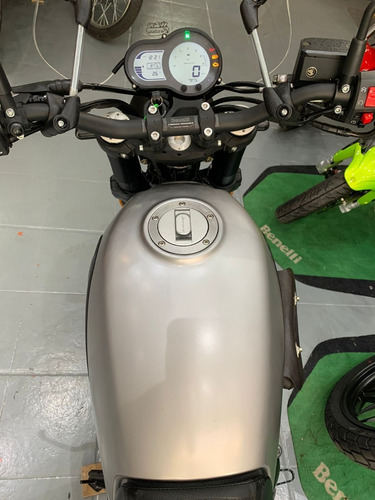 Imagen 10 de 19 de Benelli Leoncino 500 - Totalmente Original - Milano Motos