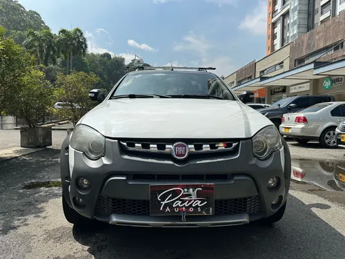 Fiat Strada 1.6 Adventure Locker Doble Cabina