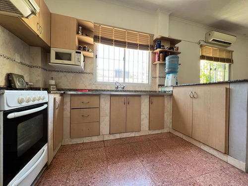 Imagen 10 de 30 de Venta Casa En Lote Propio - Villa Lugano - 4 Dormitorios