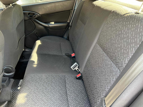 Imagen 11 de 13 de Ford Focus 2009 1.6 Ambiente Mp3