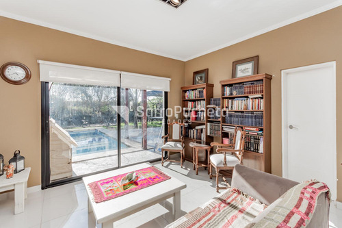 Venta Casa 5 Ambientes En Haras María Victoria