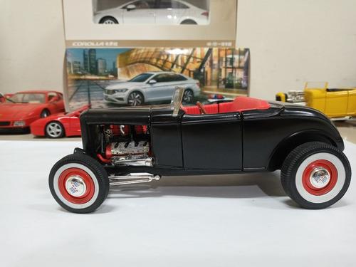 Miniatura Ford Hot Hod Street Road 1932 1/18 Ertl #1j261