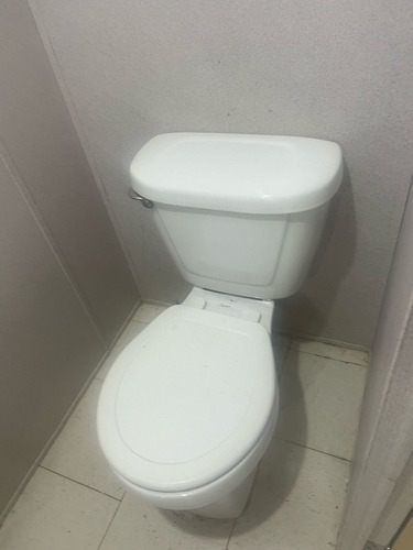 Renta Caseta Camper Remolque Oficina Móvil Con Wc Para 7