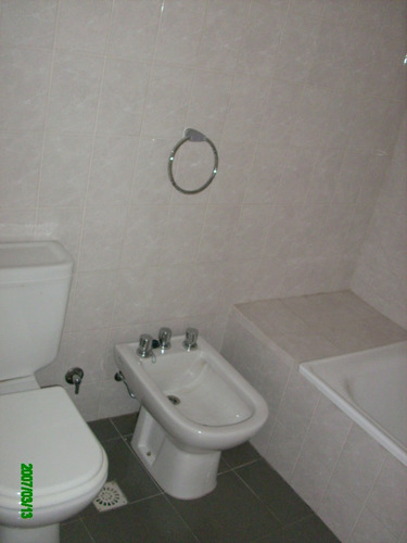 Semipiso 2 Y 1/2 Amb. Super Amplio 70m2 Suitte Y Toilett
