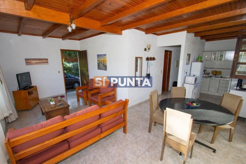 Imagen 4 de 11 de Casa En Venta