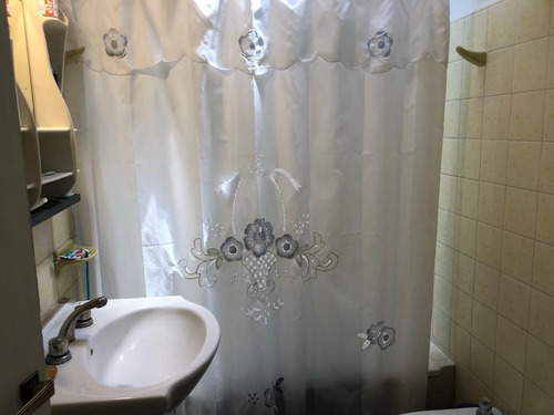 Imagen 20 de 22 de Venta De Casa 4 Am. En Ph Con Lote Parquizado Parque Leloir