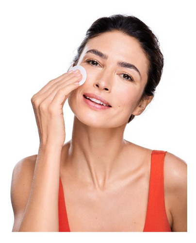 Imagen 2 de 3 de Tónico Facial Iluminador Con Vitamina C Avon Anew