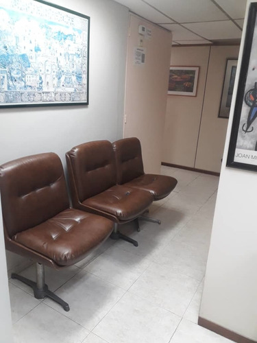 Imagen 3 de 9 de Oficinas San Bernardino