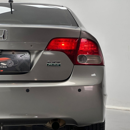 Honda Civic 1.8 LXS 16V FLEX 4P AUTOMÁTICO