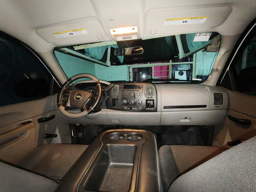 Chevrolet Silverado Crew Cab 4x2 Automática 8 Cil