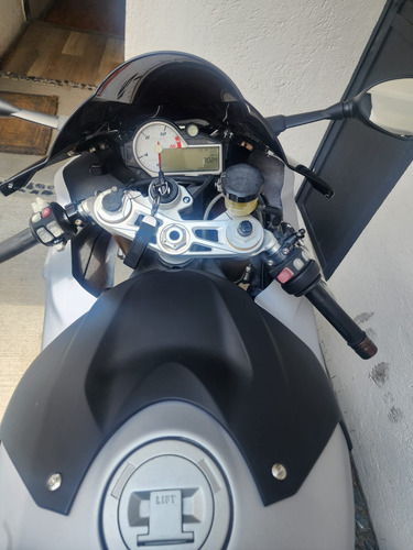 Bmw 1000rr De Pista Con Accesorios Esta Super Entera