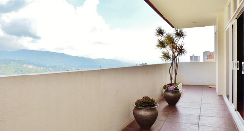 Imagen 10 de 19 de Espectacular Penthouse Amueblado De 3 Habs + Estudio En Alquiler En Zona 14