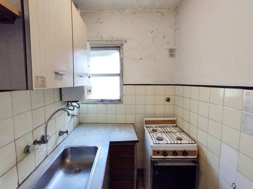 Imagen 7 de 19 de Venta De Departamento De 2 Ambientes Con Balcón En Constitución