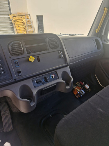 Camion Rabon Para 10 Toneladas Freightlier M2 Modelo 2024