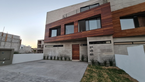 Estrena Casa De 3 Recámaras En Juriquilla Querétaro