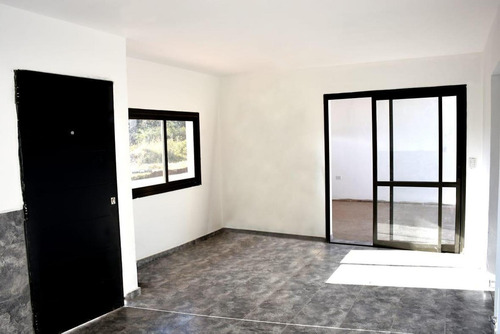 Imagen 1 de 25 de Casa Venta Pilar Dos Dormitorios Cochera Financiacion Cuotas