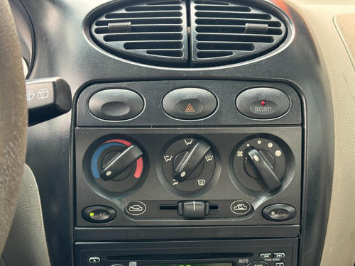 Chery QQ 1.1 16v 5p