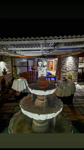Imagen 25 de 30 de Casa Con Piscina Climatizada Alojamiento Y Para Realización De Eventos.