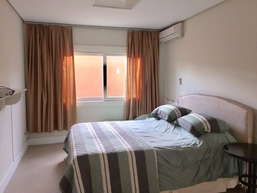 Casa Em Belém Novo Com 4 Dormitórios - Vz3906