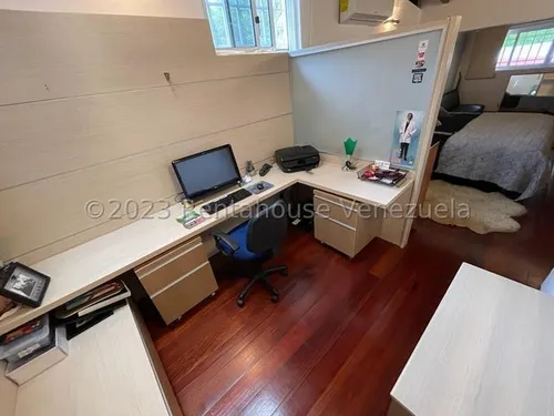 Venta De Casa En Alto Prado