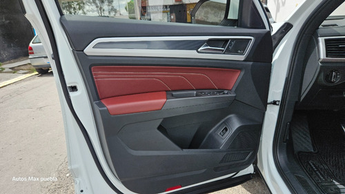 Volkswagen Cross Sport 3.6 Fsi V6 R-Line Auto 4Wd