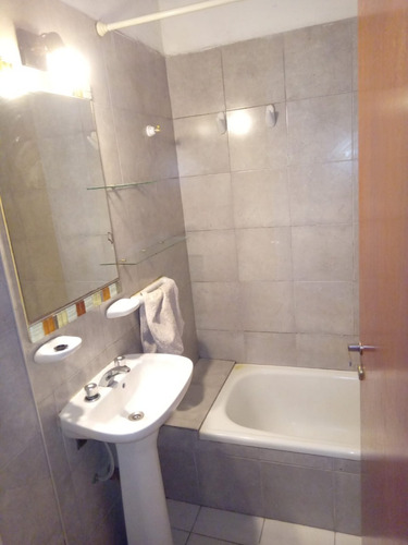 Ph 3 Amb En Pb Int.c/patio Quilmes Centro - Leer Descripcion