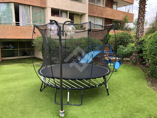 Departamento En Venta De 4d-3b En Las Condes