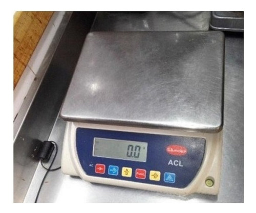 En Venta Excelente Fondo De Comercio De Heladeria En El Ccct - Chuao Oa