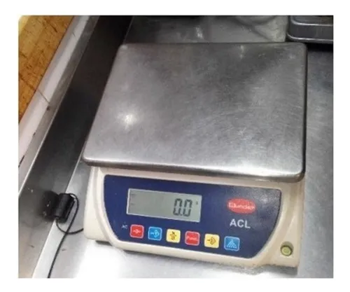 En Venta Excelente Fondo De Comercio De Heladeria En El Ccct - Chuao Oa