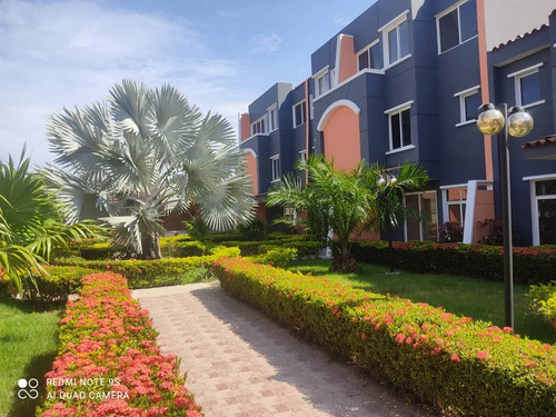 Imagen 4 de 12 de Century21 Ven Excelente Townhouse