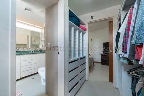 Casa En Venta En La Boyera