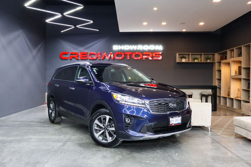 Kia Sorento 2.4 L4 EX Piel 7 Pasajeros At