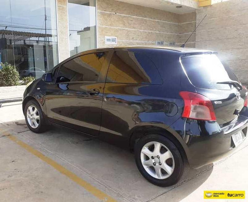 Imagen 3 de 13 de Toyota Yaris Sport