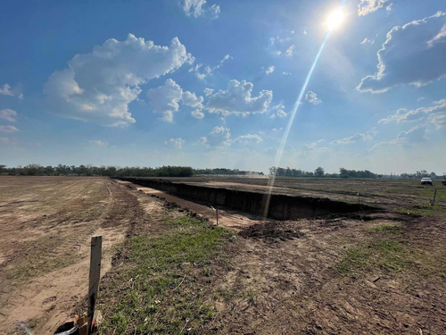 Imagen 5 de 7 de Venta De Lotes Sobre Laguna Barrio Cerrado En Desarrollo A 5 Minutos De La Nueva Autopista Zona Oeste