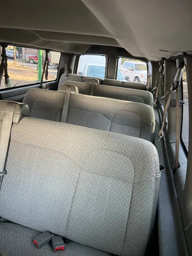 Chevrolet Express 6.0ls C 15 Pas At