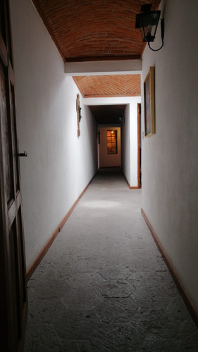Casa En Venta 1300m2, Tequisquiapan Centro, Qro, Méx.