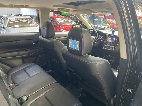 Imagem 10 de 14 de Outlander 3.0 Gt 4x4 7l Gasolina 4p Automático 2014/ 2015
