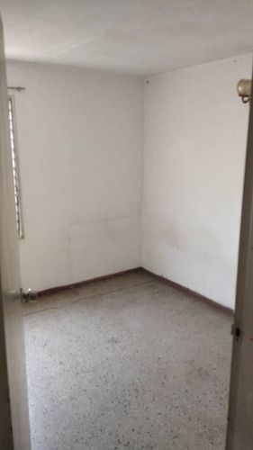 Imagen 4 de 14 de Apartamento Planta Baja Urb Simon Bolivar Los Teques