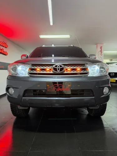 Toyota Fortuner 2.7l 4x2
