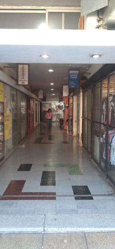 Local Comercial En Galeria Zona Paseo Aldrey